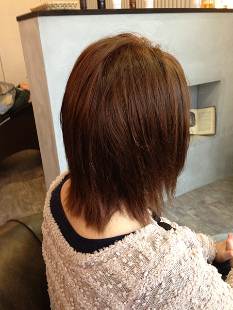 人とは違うくすみ系カラー