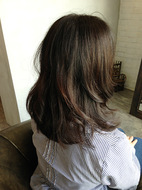 黒髪ワンカールセミディ