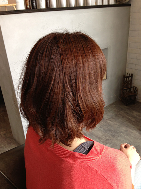 巻き髪ショートヘア